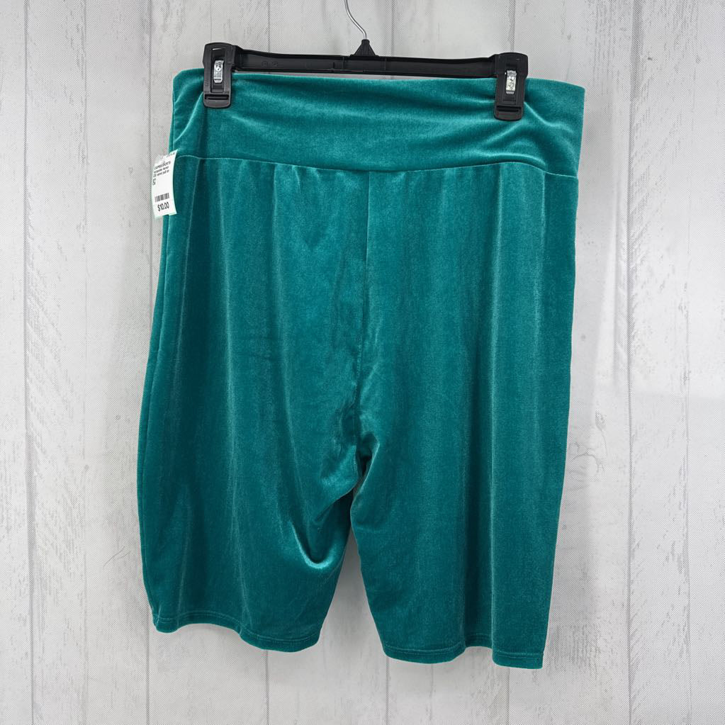 OS velvet pull on shorts