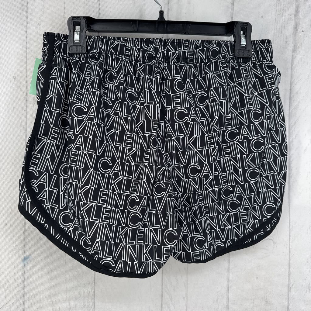 M logo print pull-on shorts