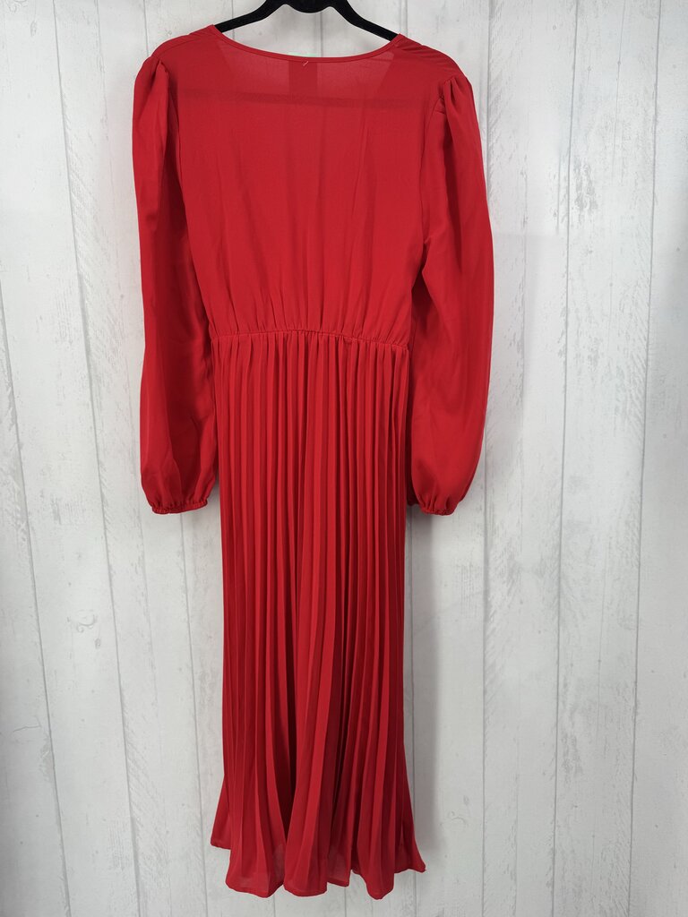 XL crossover pleated bottom l/s dress