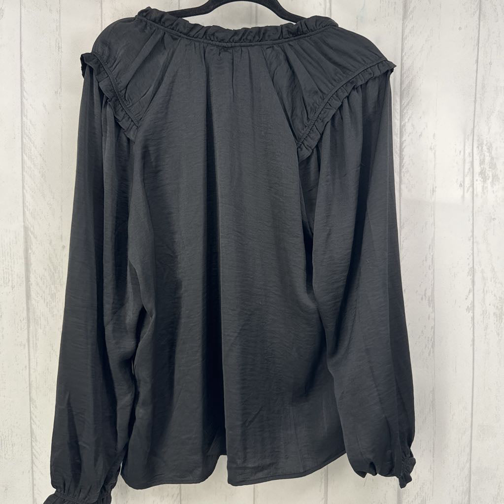 XL tie front l/s top