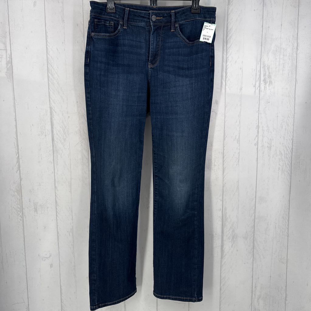 8 straight leg jean