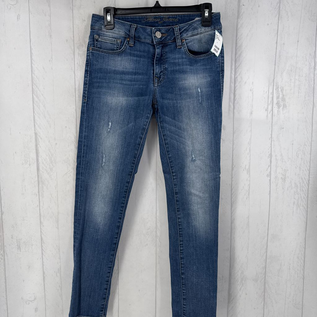 4 mid-riseslim straight leg jean