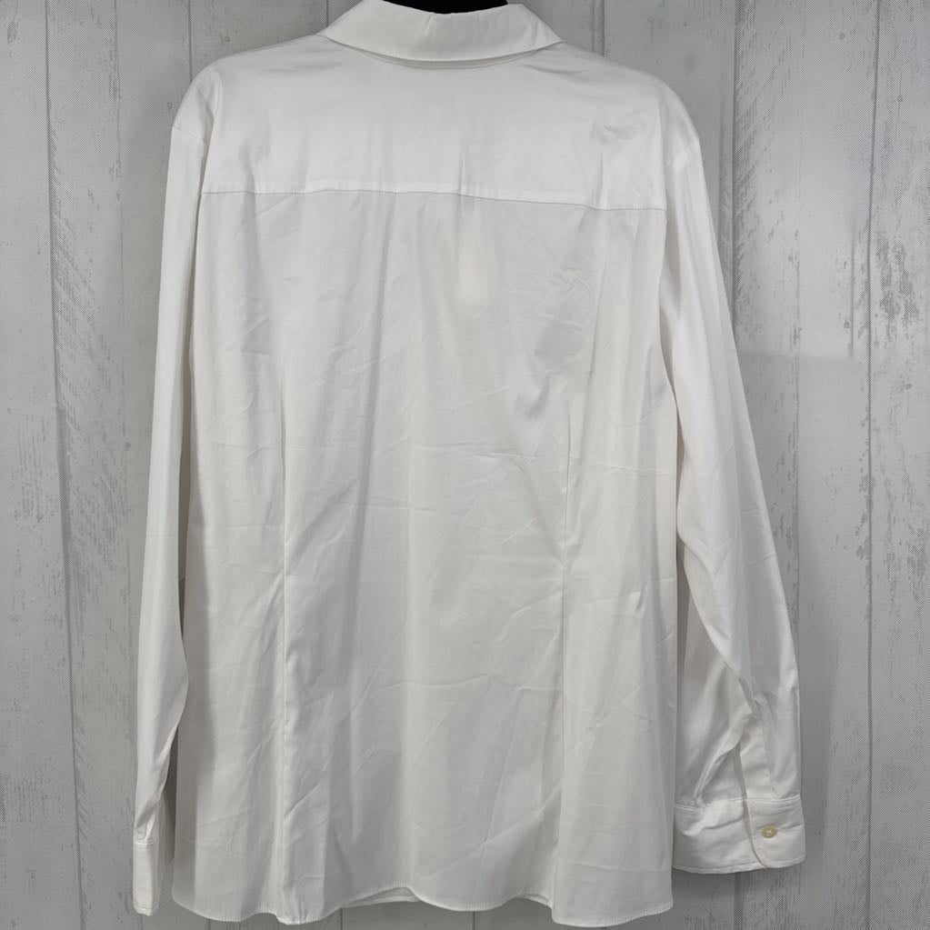 R69 22w button down l/s top