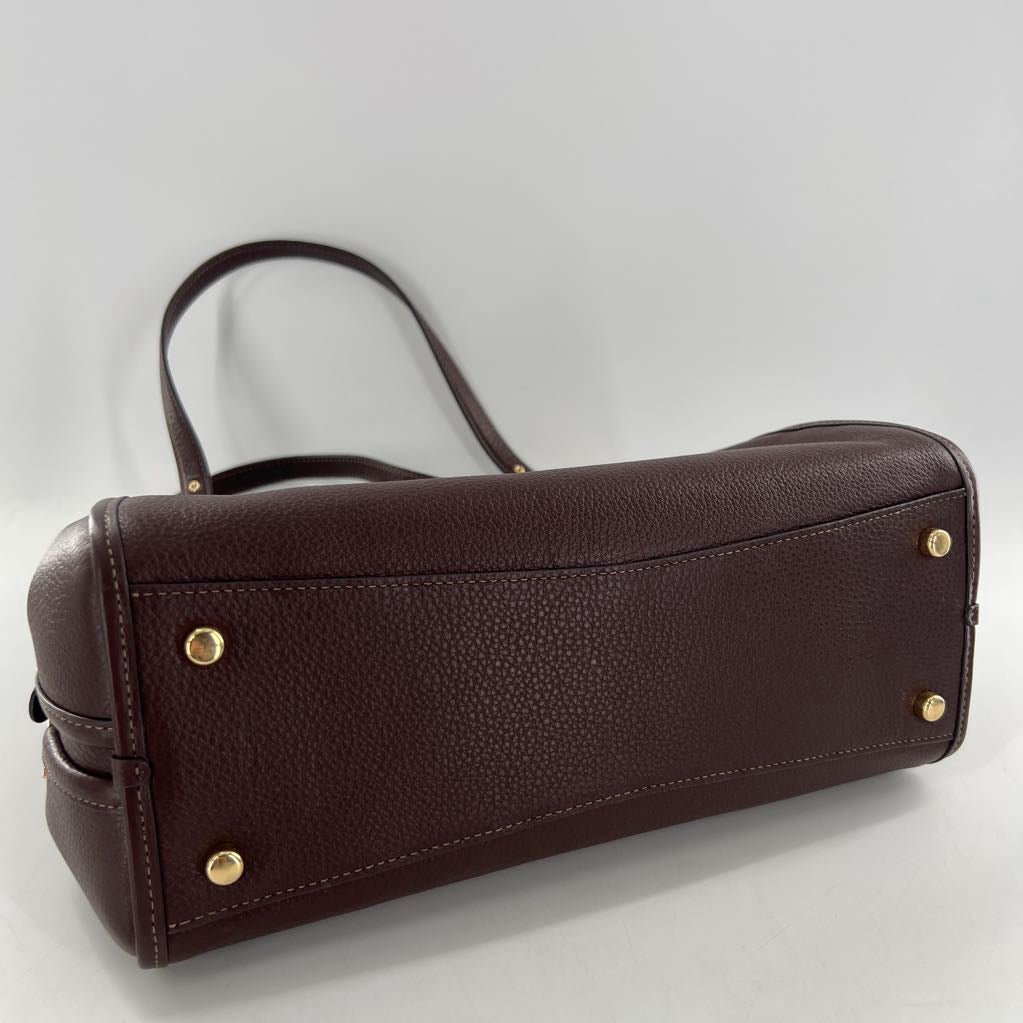 pebbled centered zip compartment shoulder bag