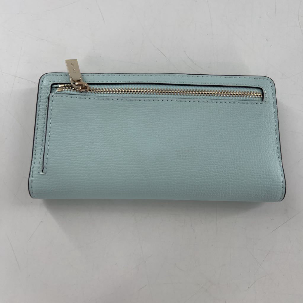 bi-fold slim wallet