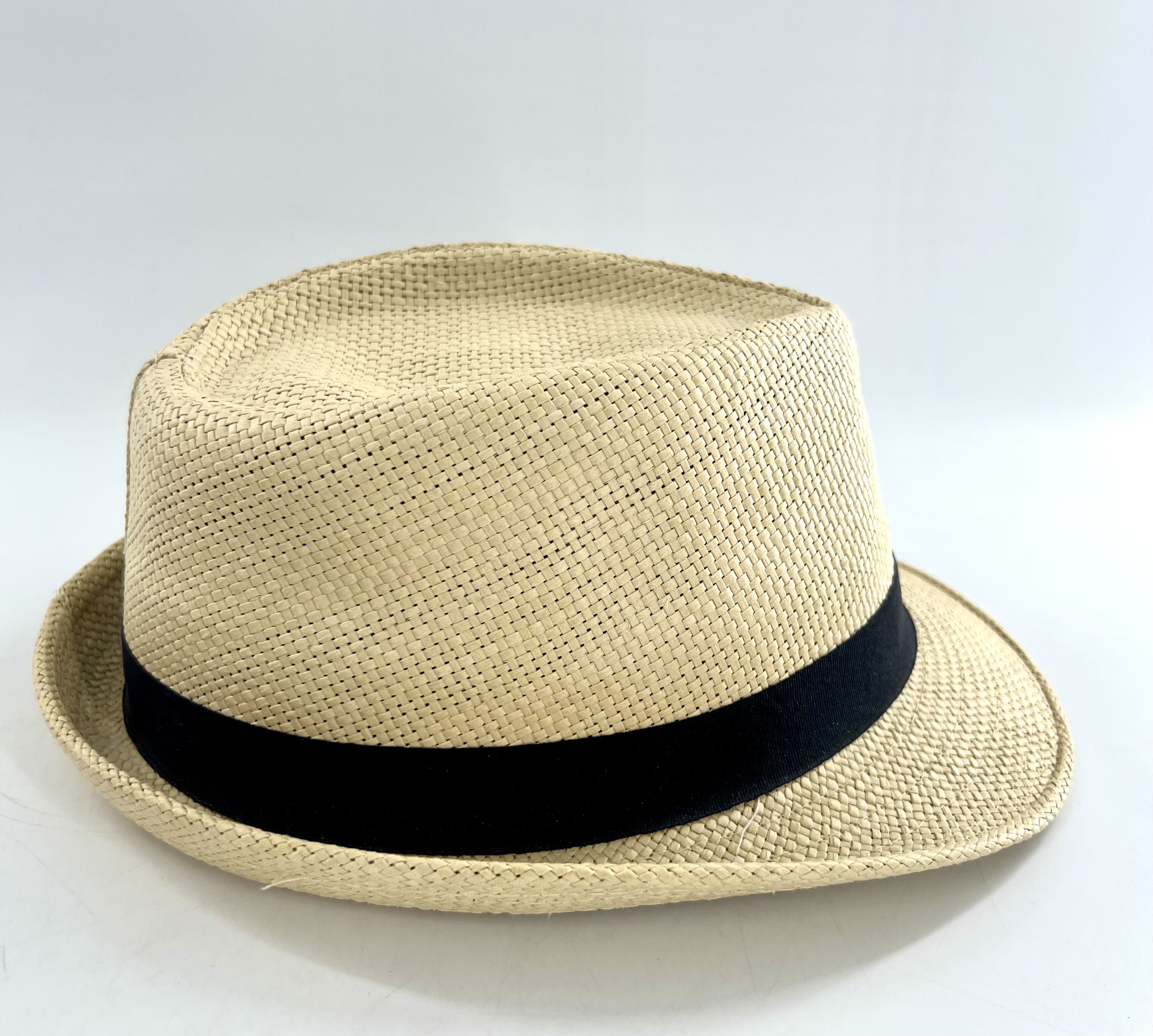 woven hat w/ black ribbon