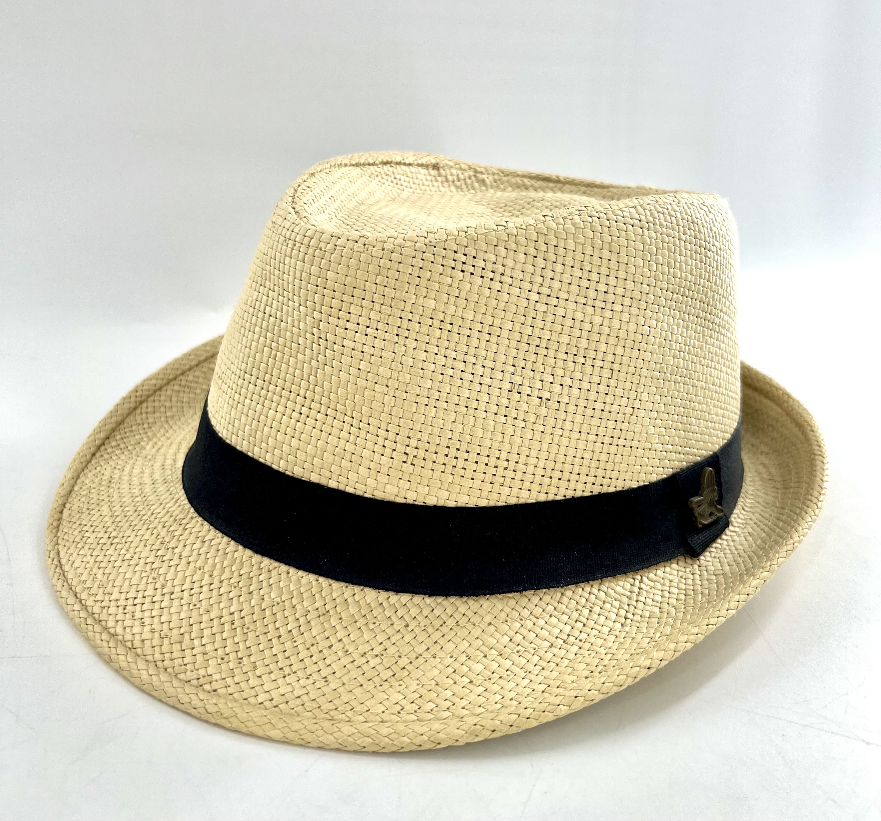 woven hat w/ black ribbon