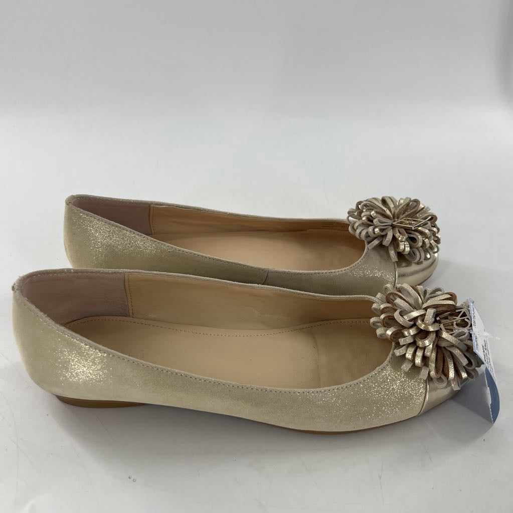 8 pom slip-on flats