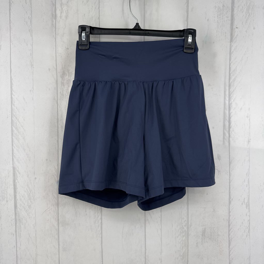 M pull-on hi-rise shorts