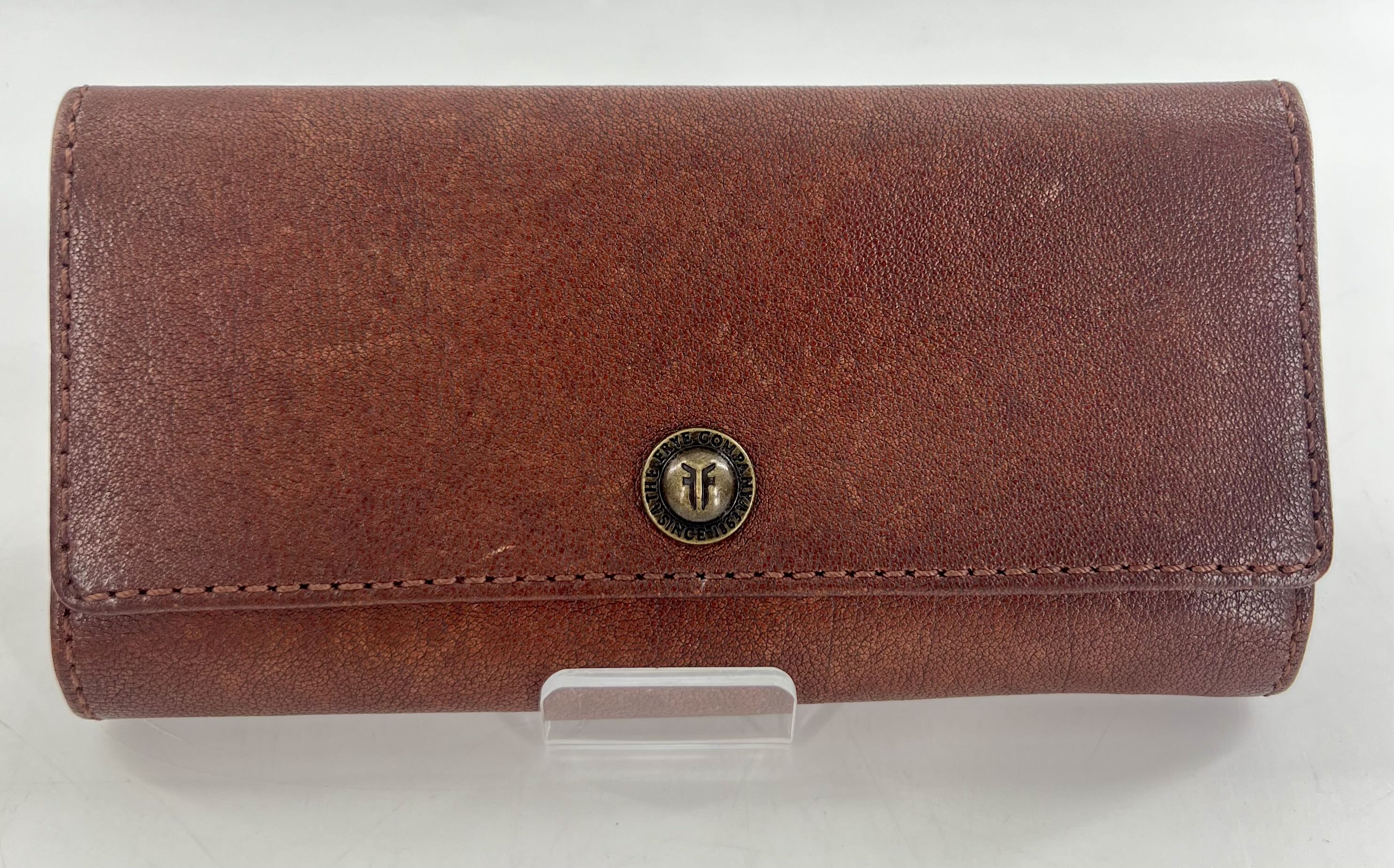 tri-fold wallet