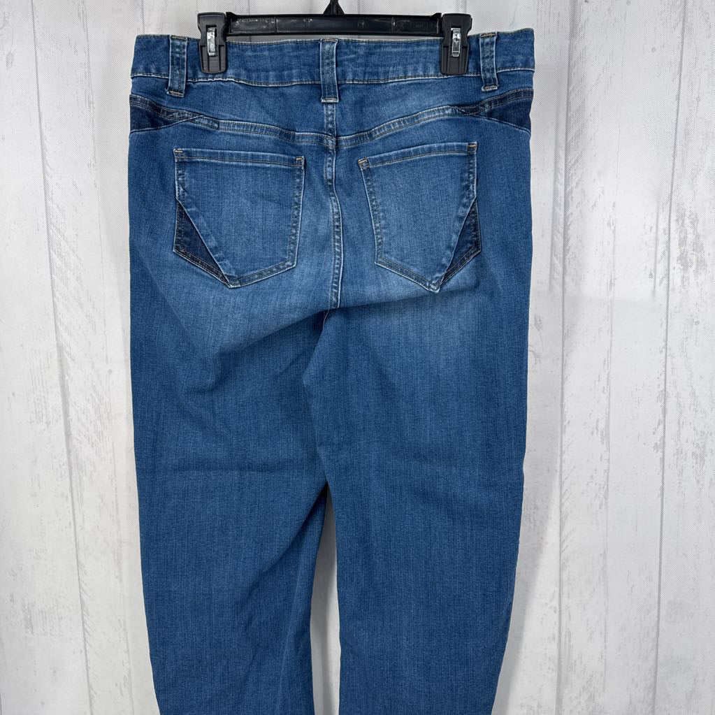 16 mid-rise flare leg jean