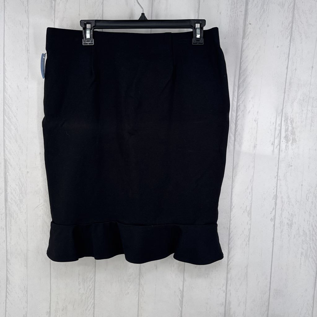L ruffle hem skirt