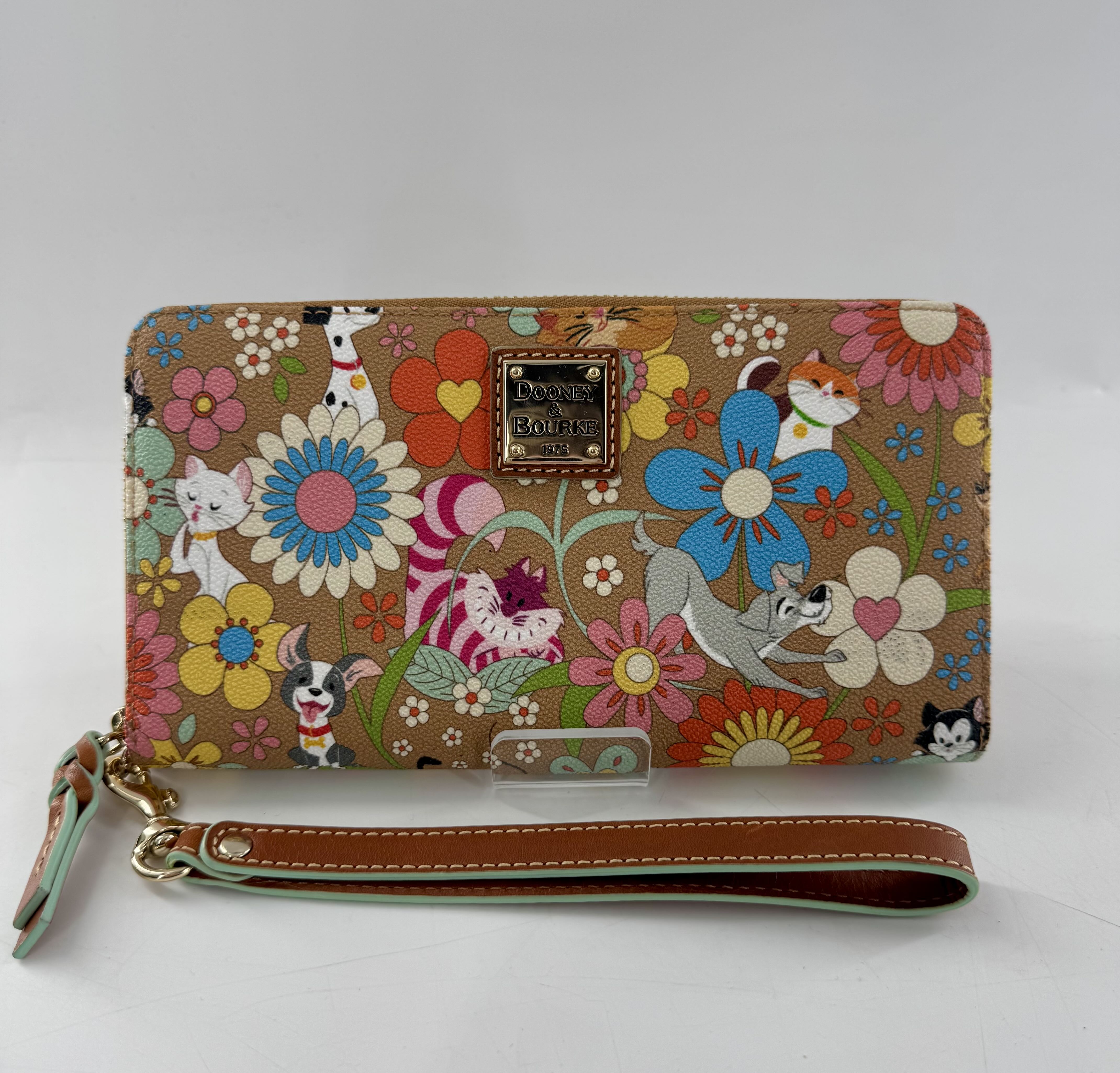 disney zip around wallet