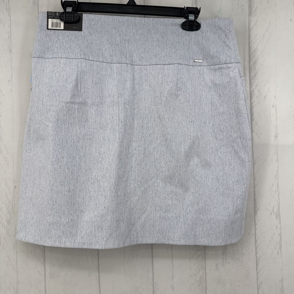 L pull-on skort