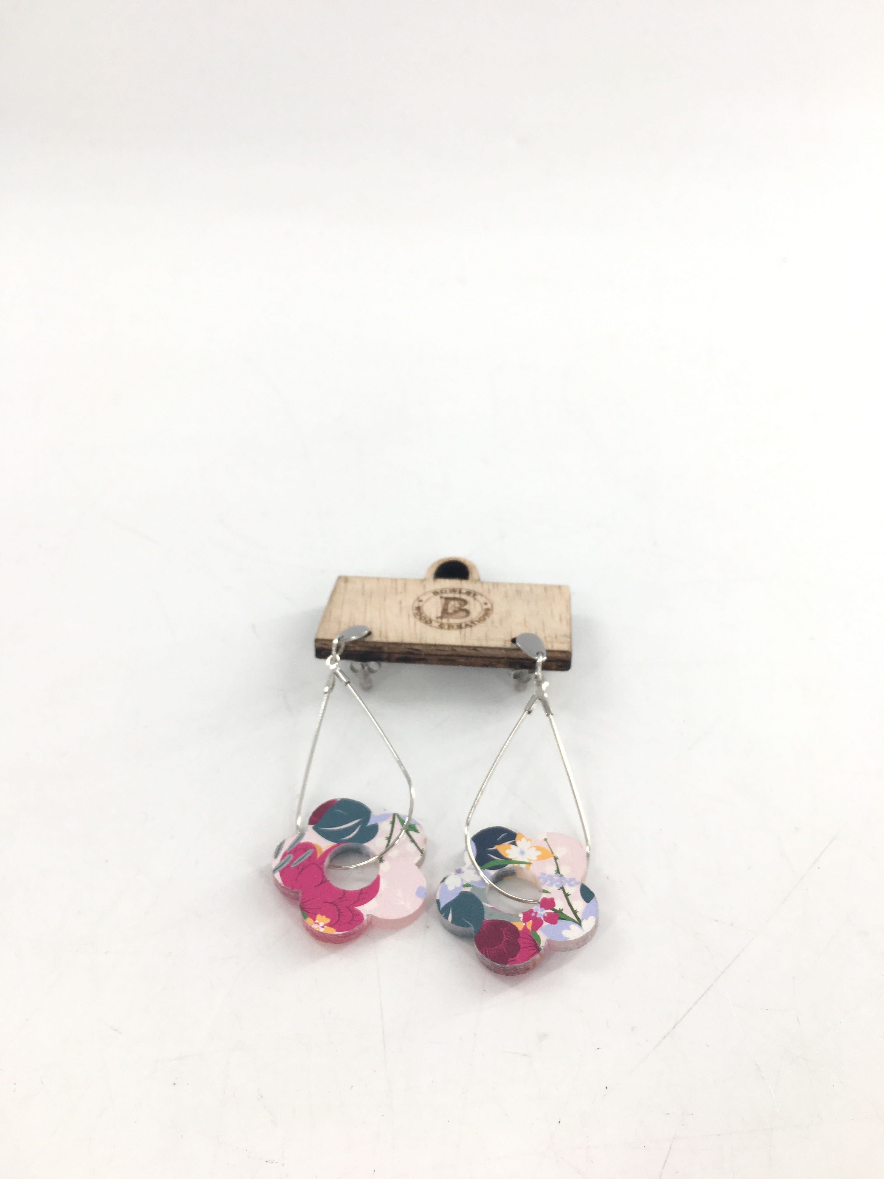 wood earrings-flower drop earrings