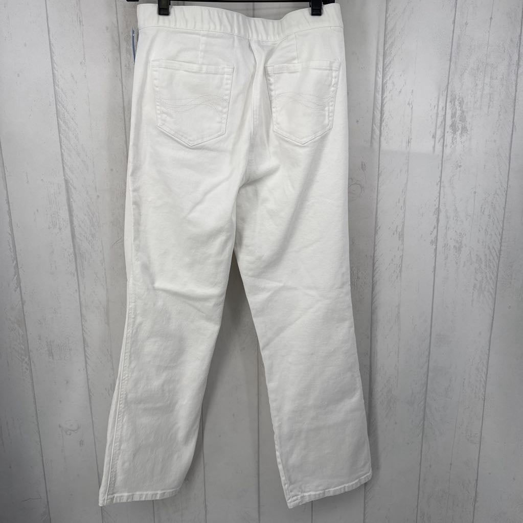 10 straight leg jean