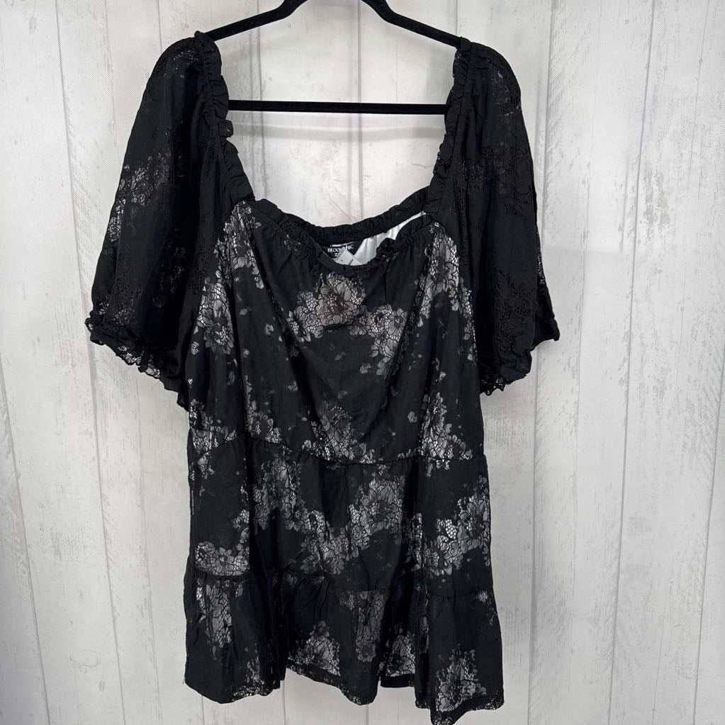 28 lace s/s peplum top