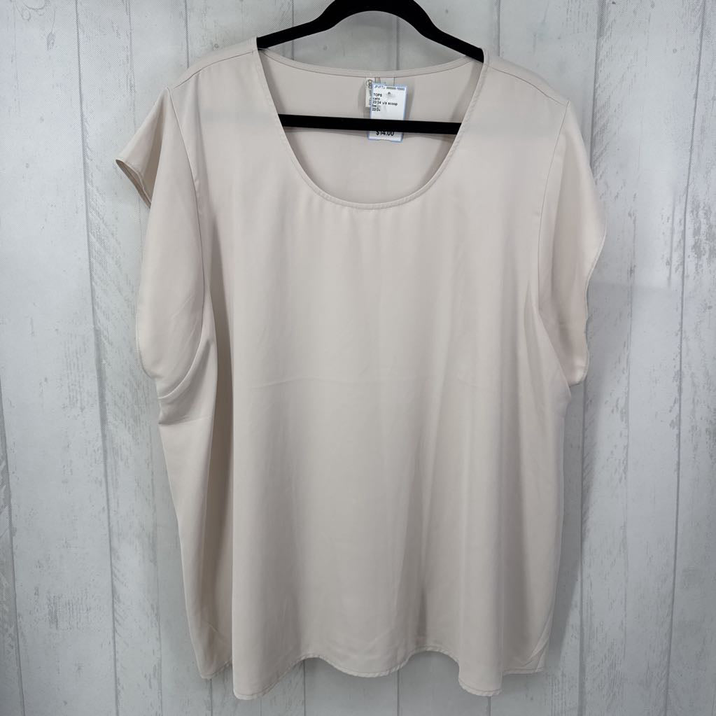22/24 s/s scoop neck top
