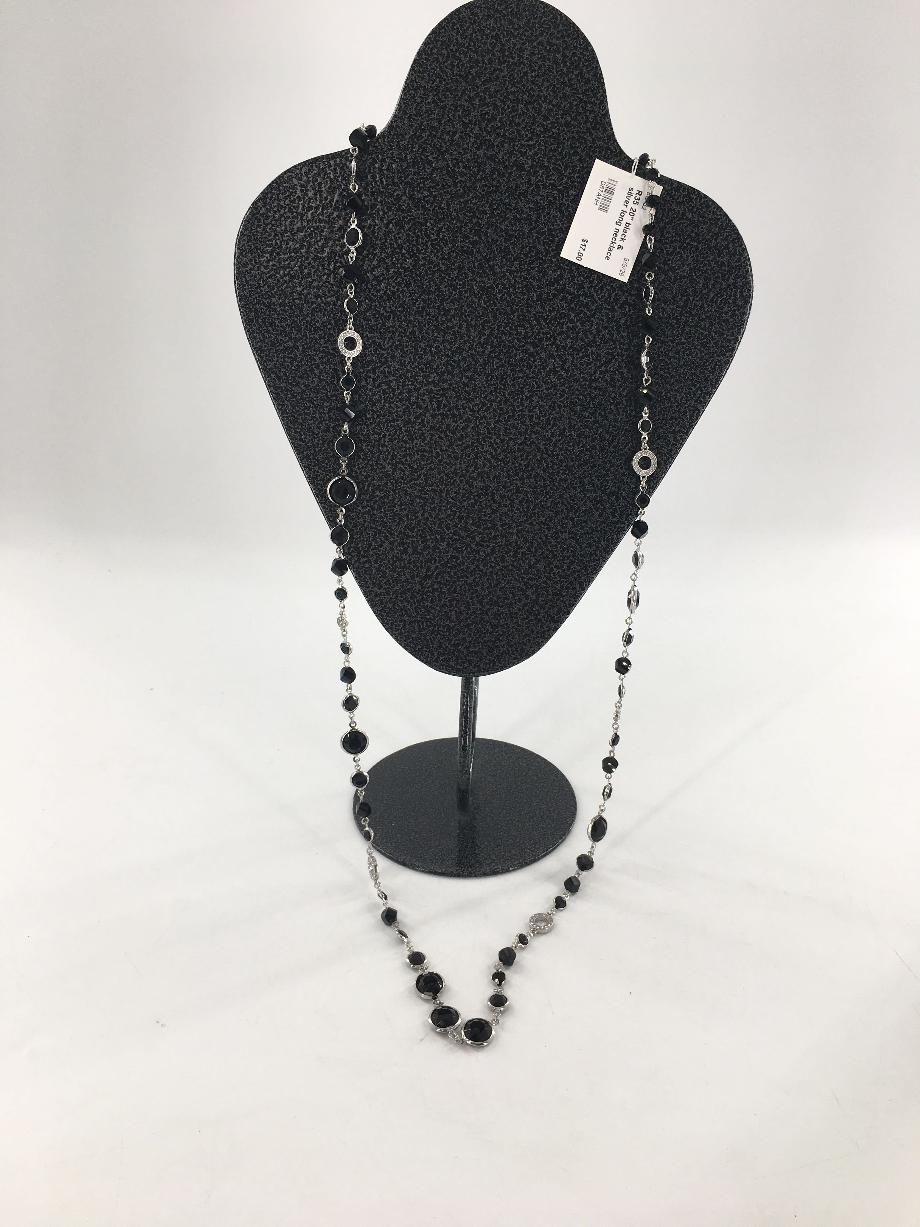R35 20" black & silver long necklace