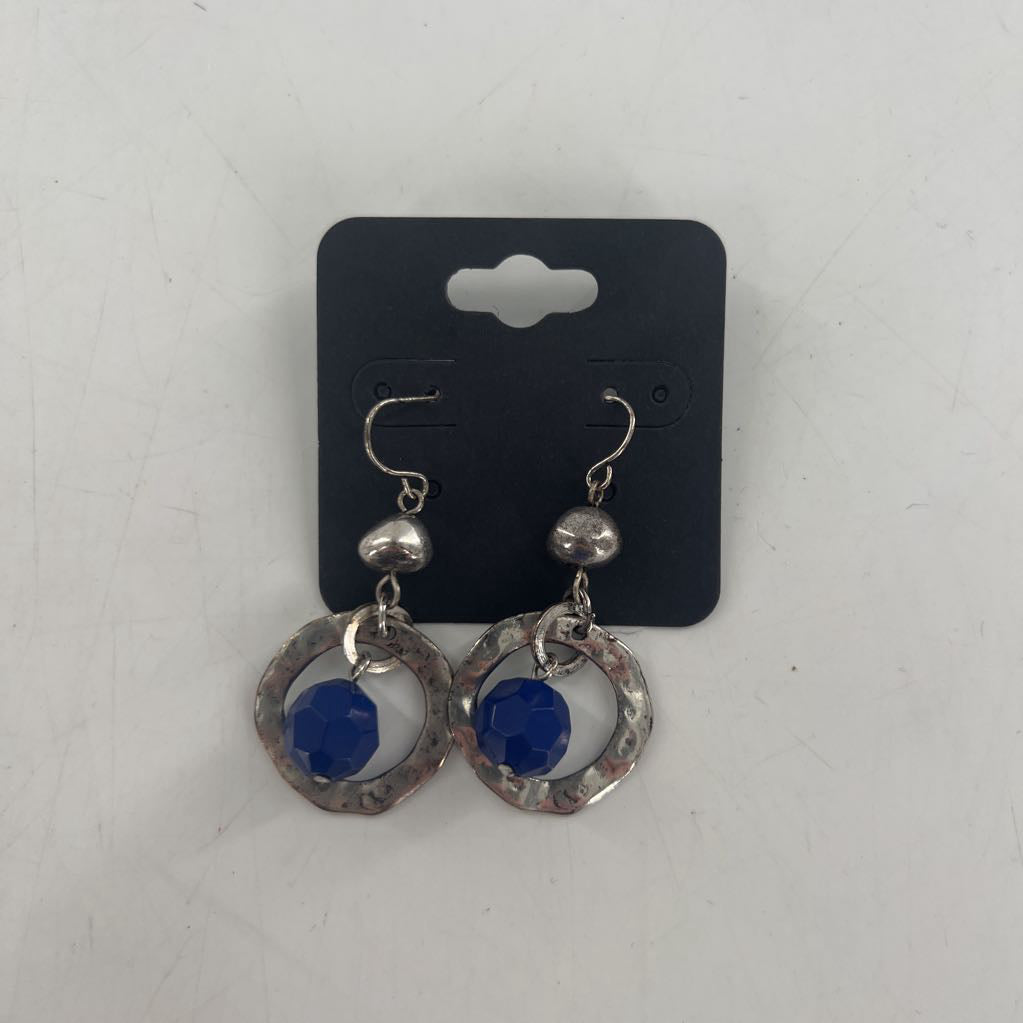 20" blue beaded necklace & earrings set