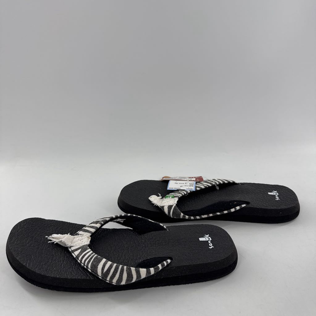 7 zebra print flip flops