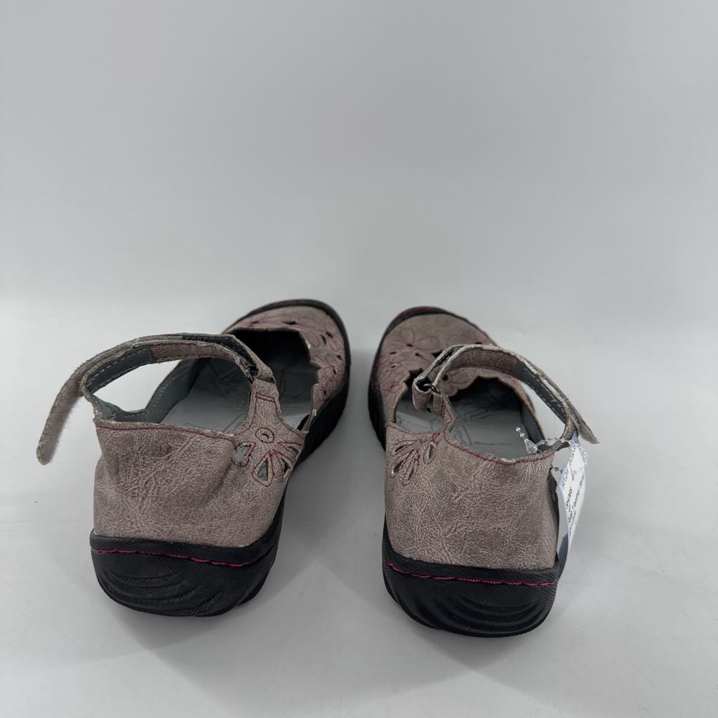 R89 7 leather floral velcro strap shoe
