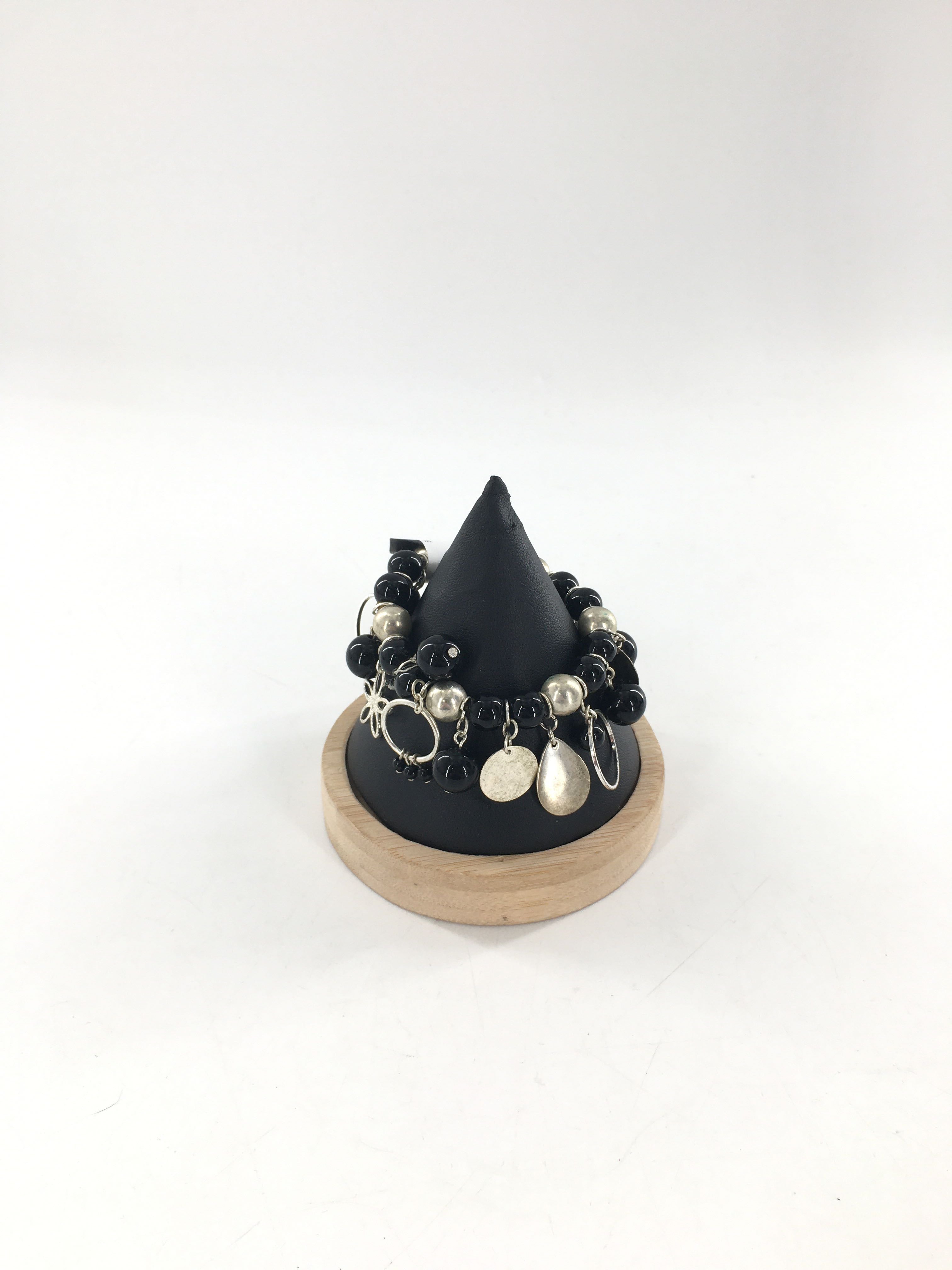 black & silver stretch beaded bracelet