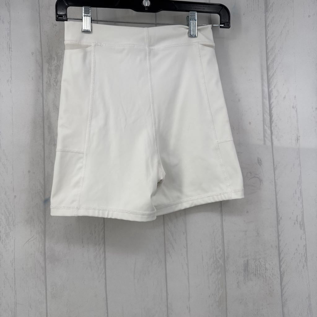 M hi-rise shorts
