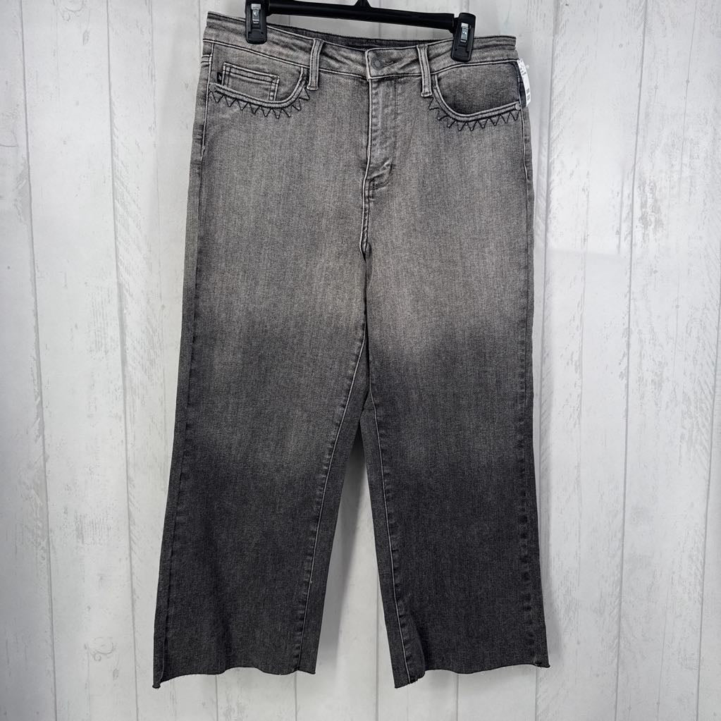 11 hi-rise wide leg crop jean