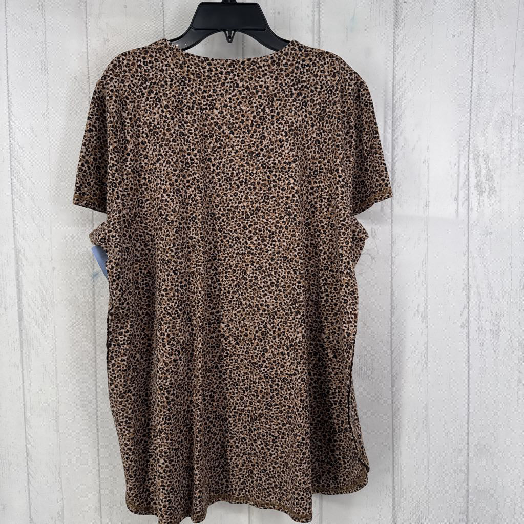 R60 L animal print s/s tee