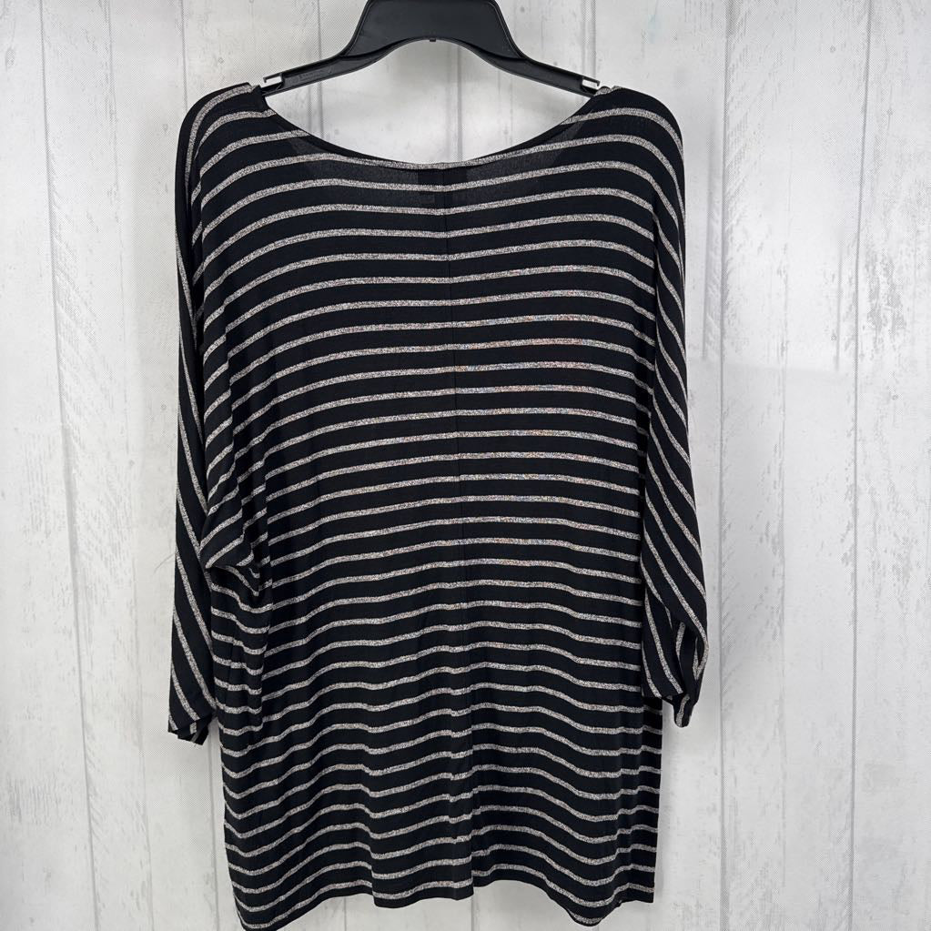 L striped v-neck dolman slv top