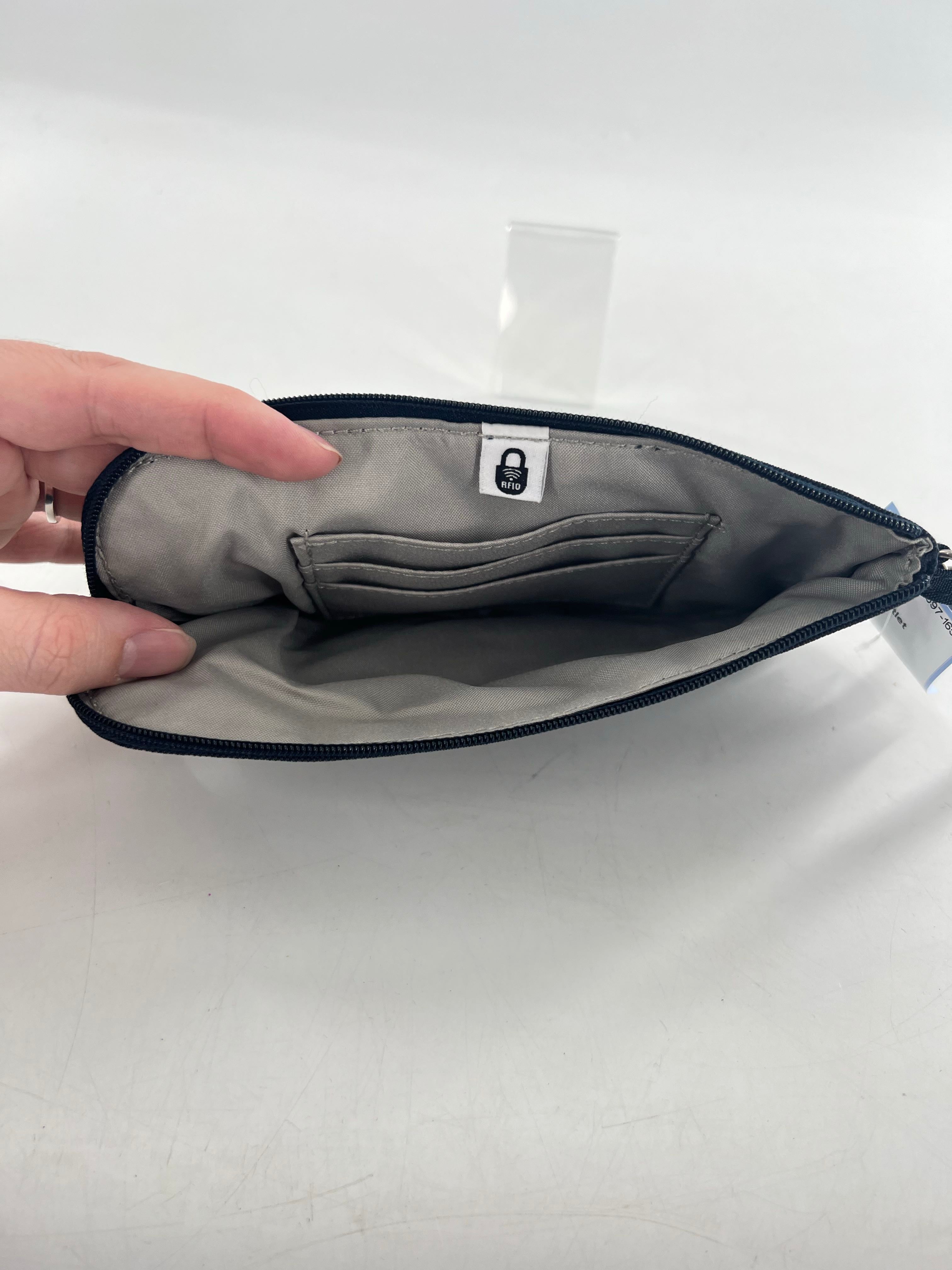 nylon wristlet