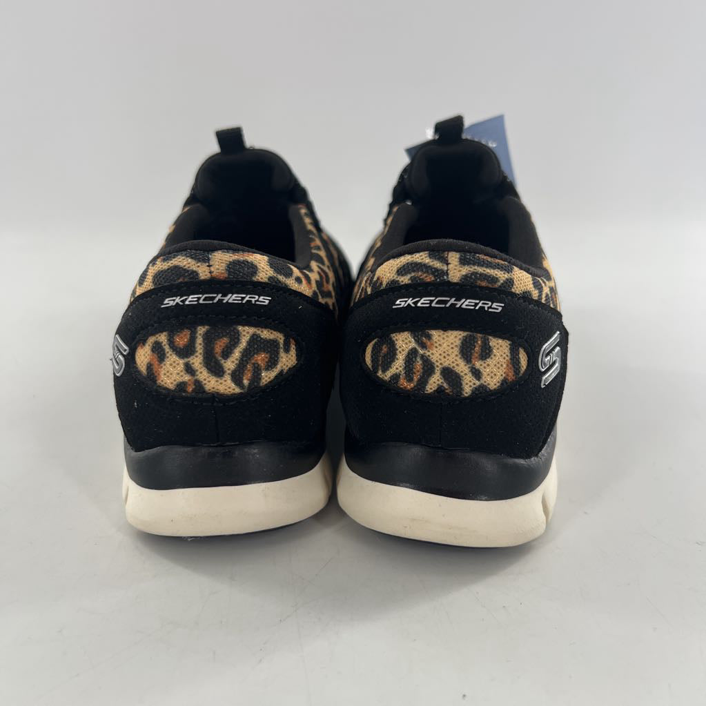 7.5 animal print slip-on sneaker
