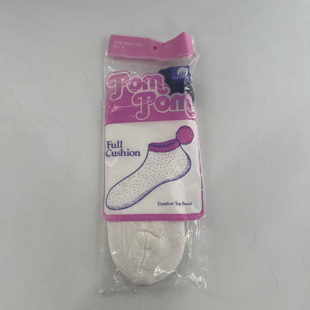 pom-pom socks