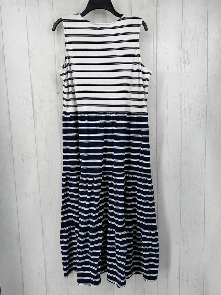 XLp striped slvls maxi dress