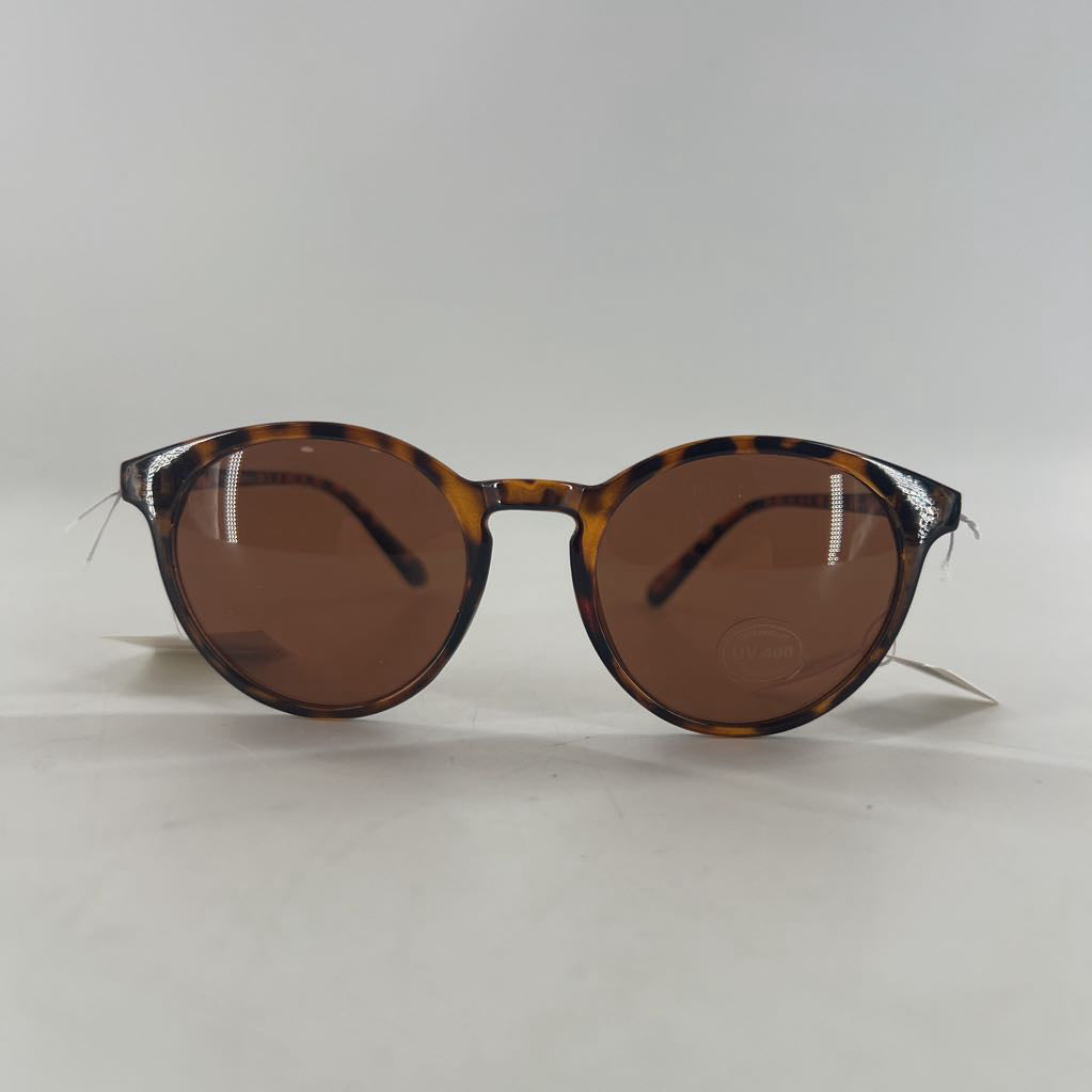 tortoise frame sunglasses