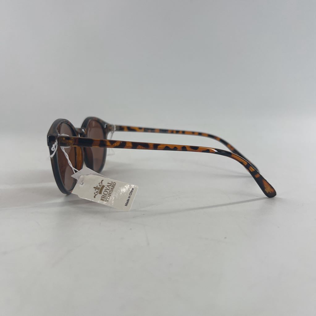 tortoise frame sunglasses