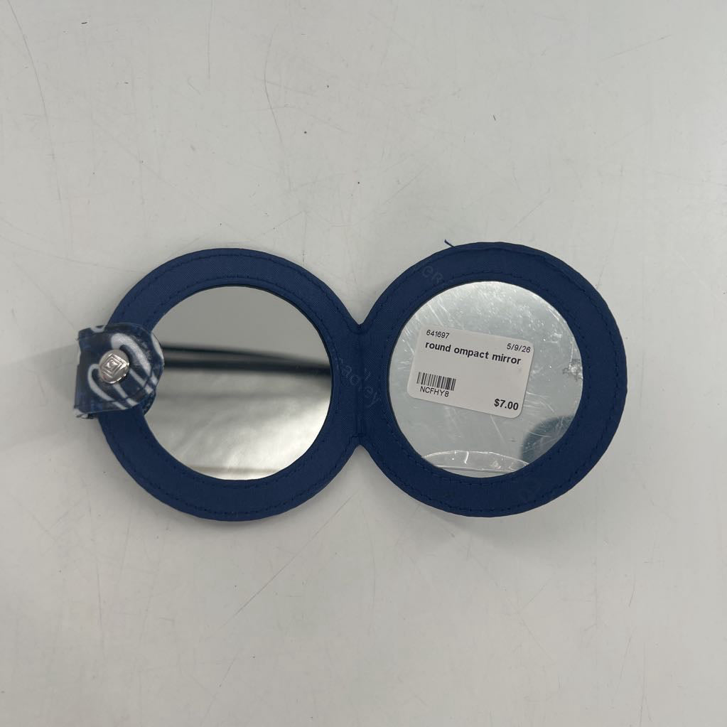 round ompact mirror