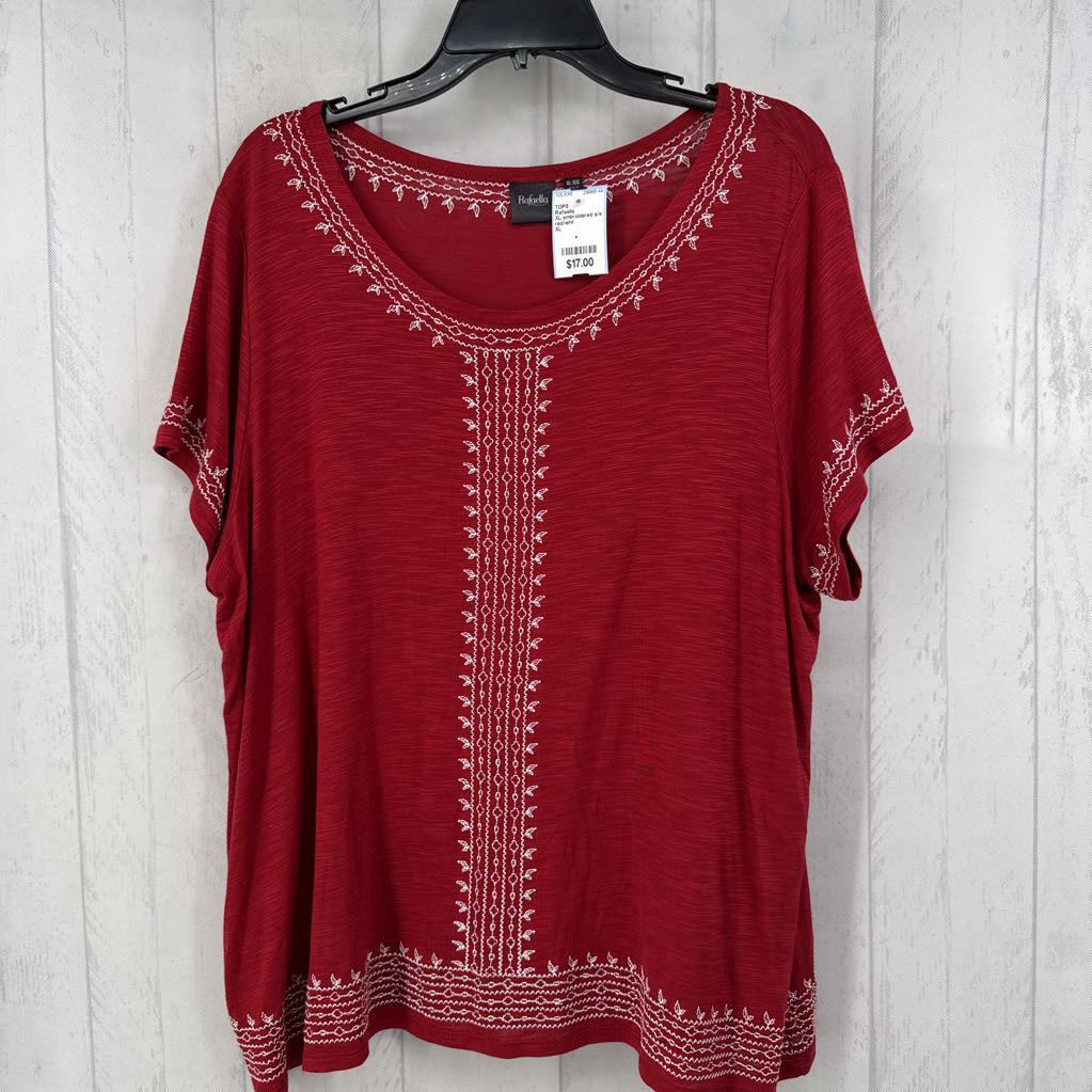 XL embroidered s/s top