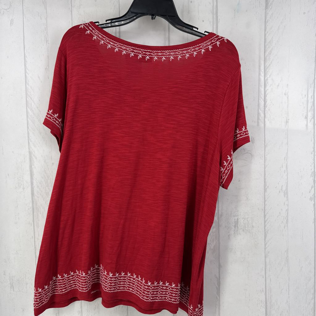 XL embroidered s/s top