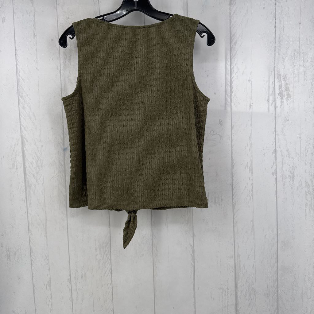 XS textured button down tank