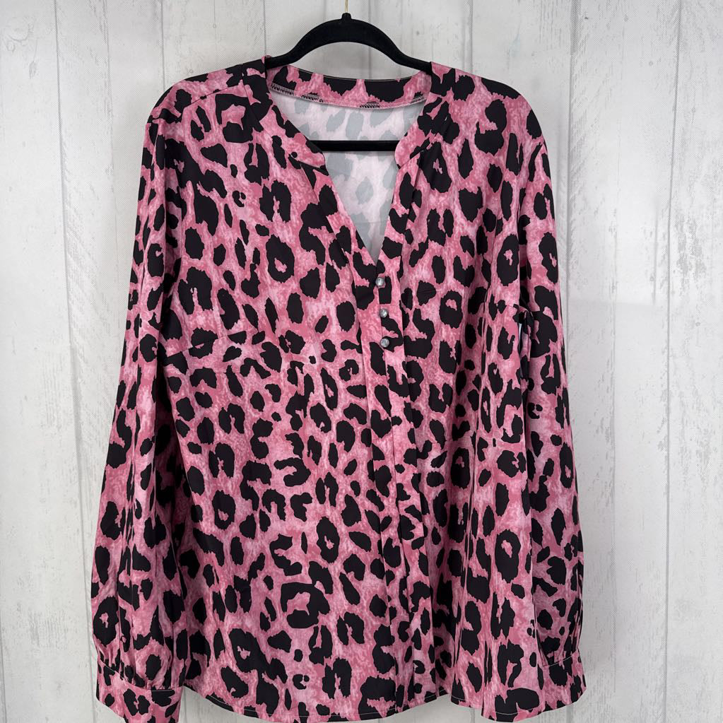 XXL animal print v-neck l/s top