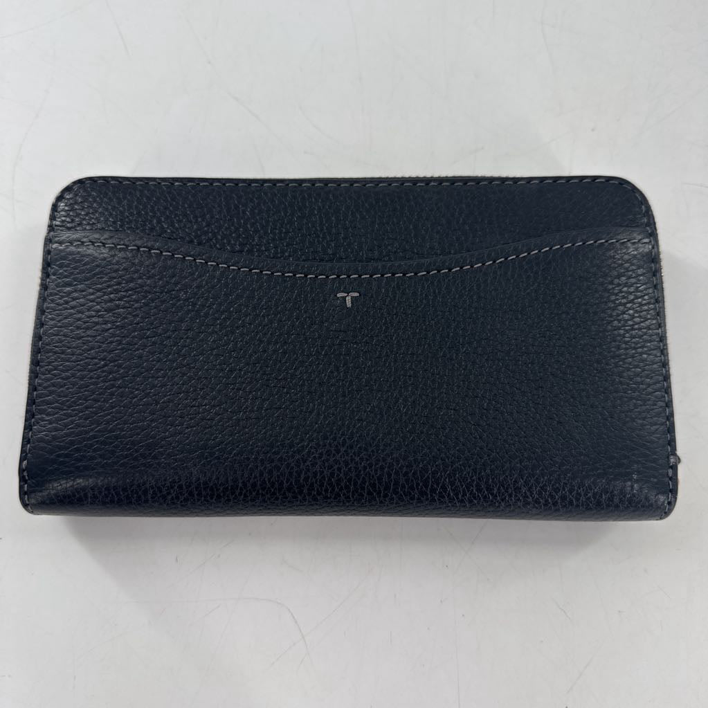 pebbled zip around wallet