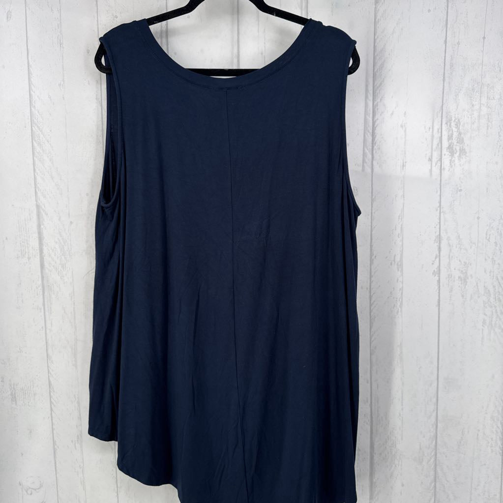 3X v-neck flowy tank