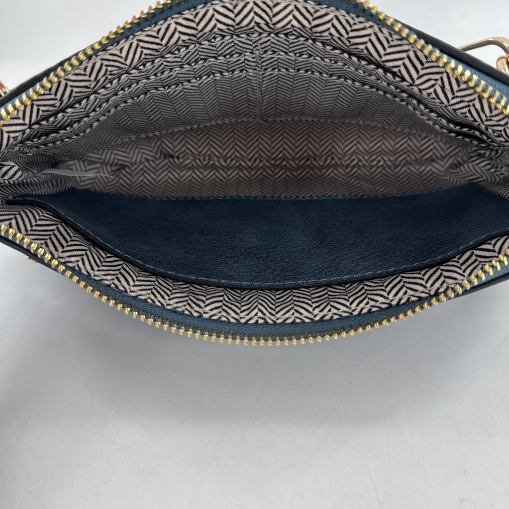 turnlock crossbody