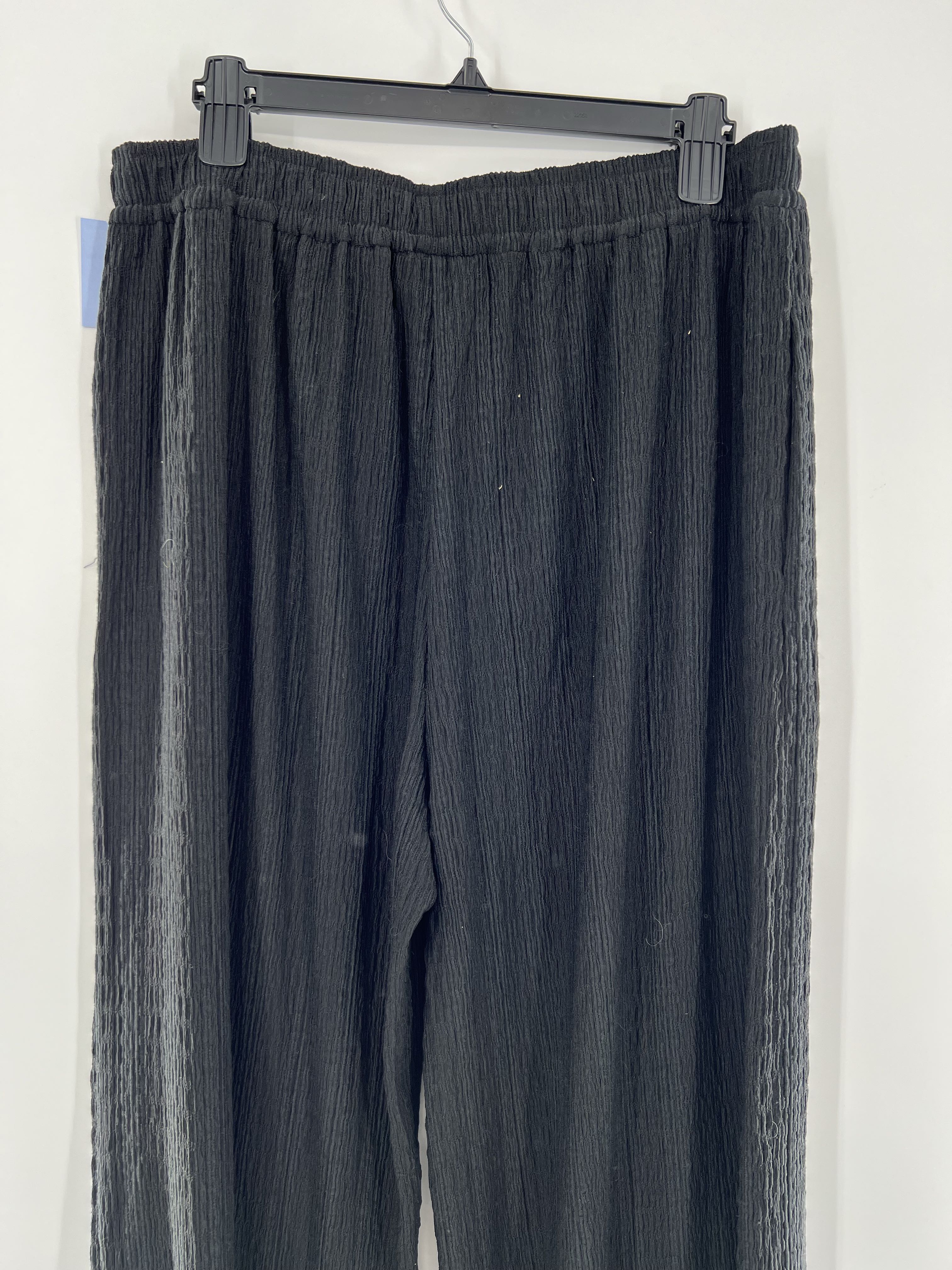 L textured wide leg pant