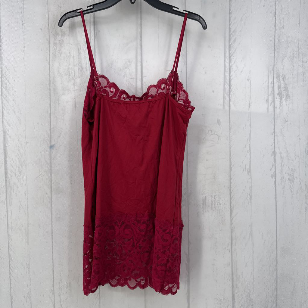 R39 M lace trim cami