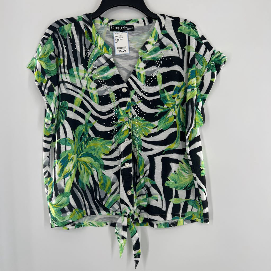 XL leaf print embelished button down cap slv top