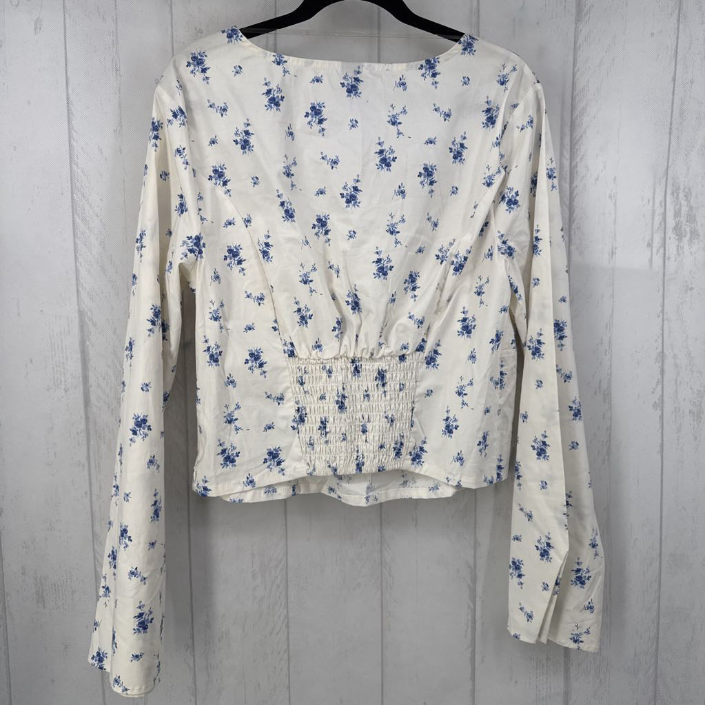 XXL flo print bow front l/s top