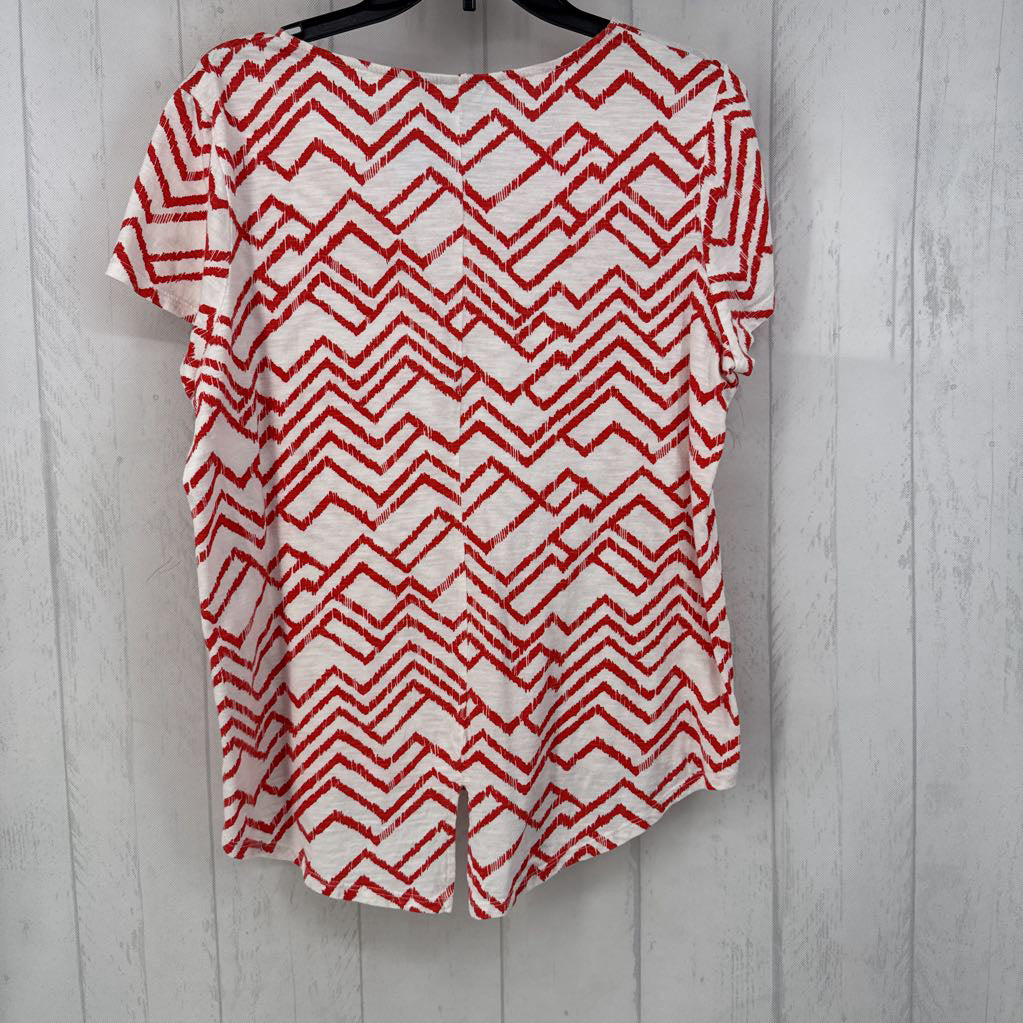 L chevron print v-neck s/s tee